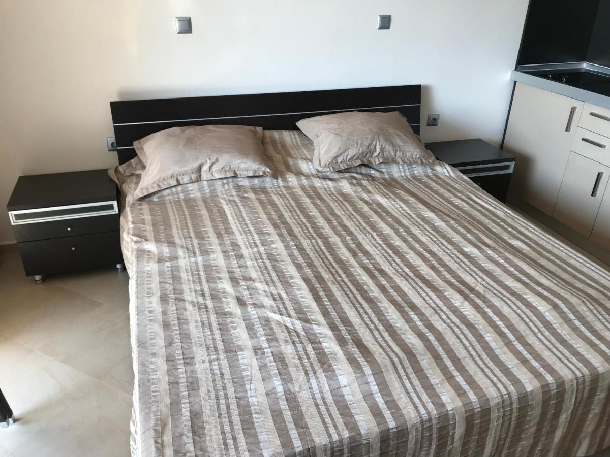 First Line Apartments Argo -Studio Room Front Sea View Lozenets ภายนอก รูปภาพ